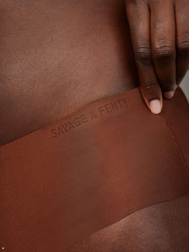 Savage X Fenty New Microfiber No-Show Brune | WK6205389