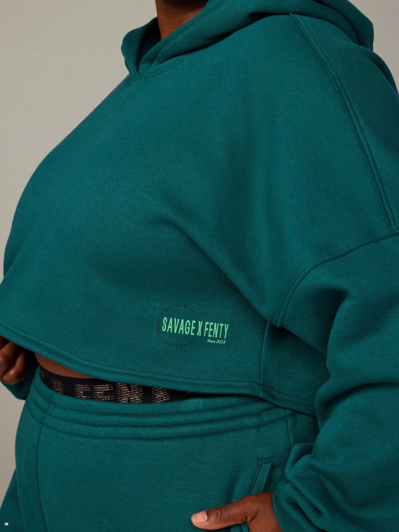 Savage X Fenty Xssential Fleece Scope Logo Cropped Grøn | QC0169437