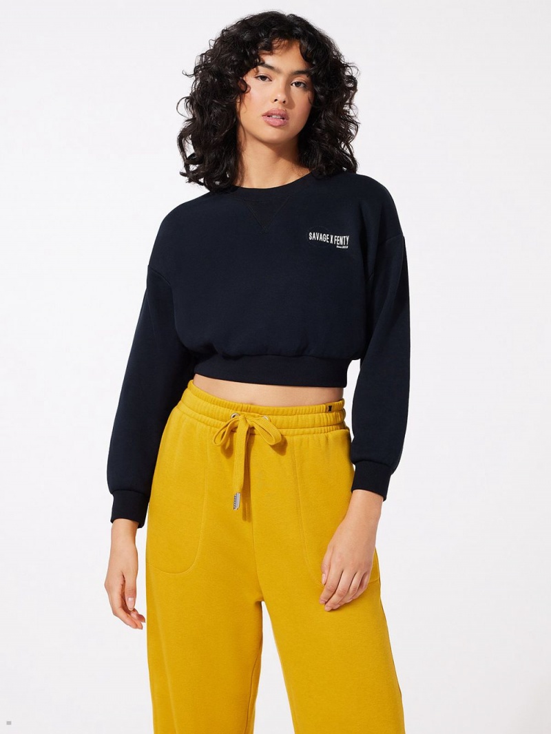 Savage X Fenty Xssential Scope Logo Cropped Sort | LE4796108